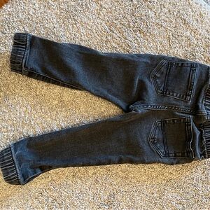 Toddler boys black skinny jean 2T